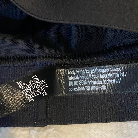 VICTORIA'S SECRET SPORT Bra Women's Sz S Black/hot Pink Subliminal Athletic - Picture 7 of 8